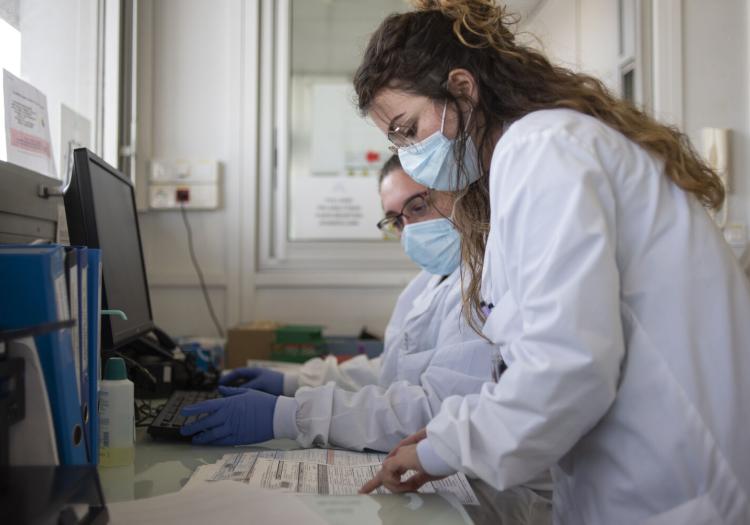 Laboratoire biologie médicale immuno-hématologie délivrance Bordeaux © EFS Thomas Gogny